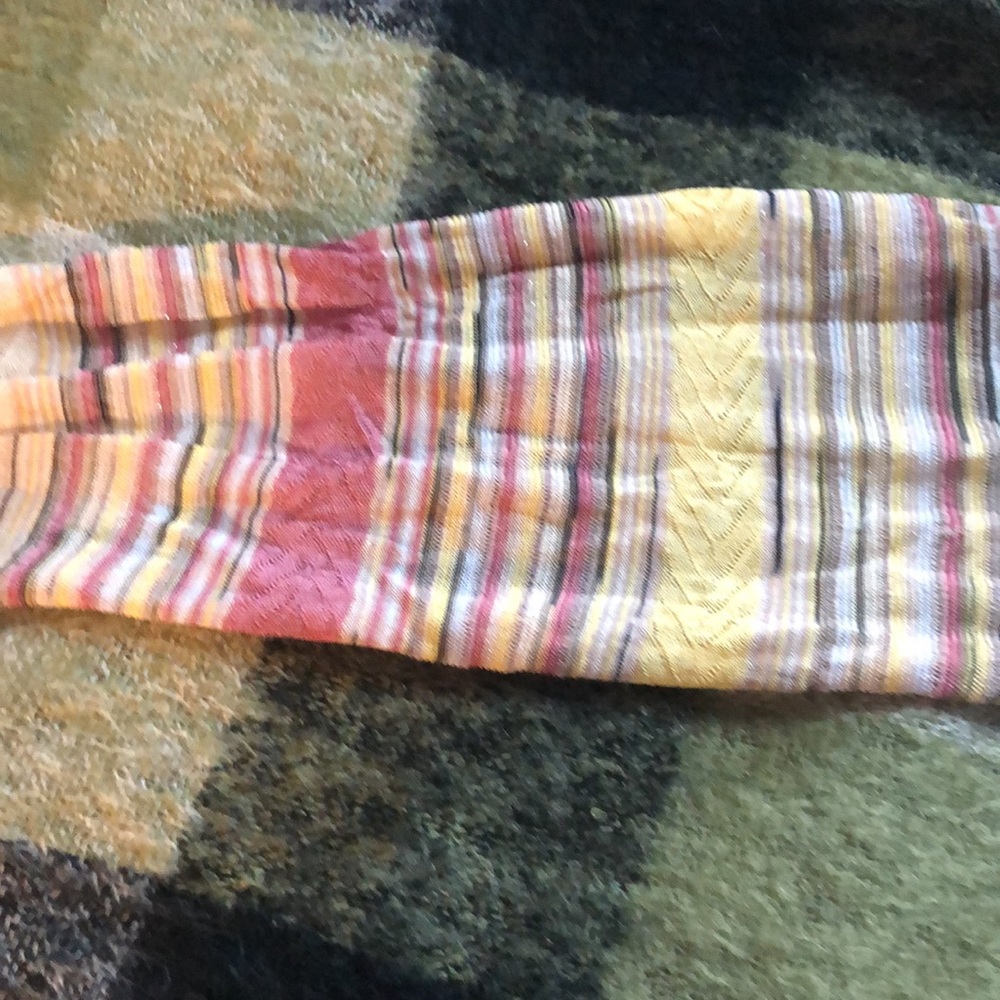 Missoni Italian scarf - Picture 6 of 8